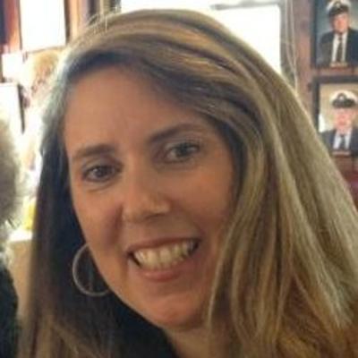 微笑む女性の接写