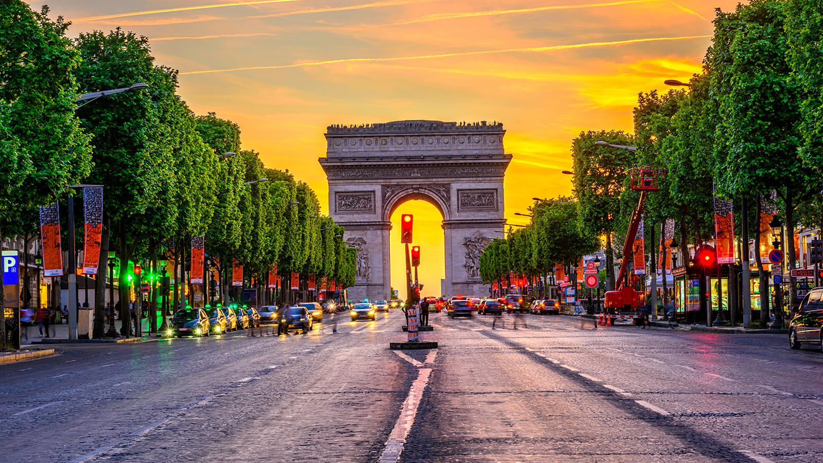 Arc de Triomphe - Illustrating Regeneron's presence and opportunities for careers in France